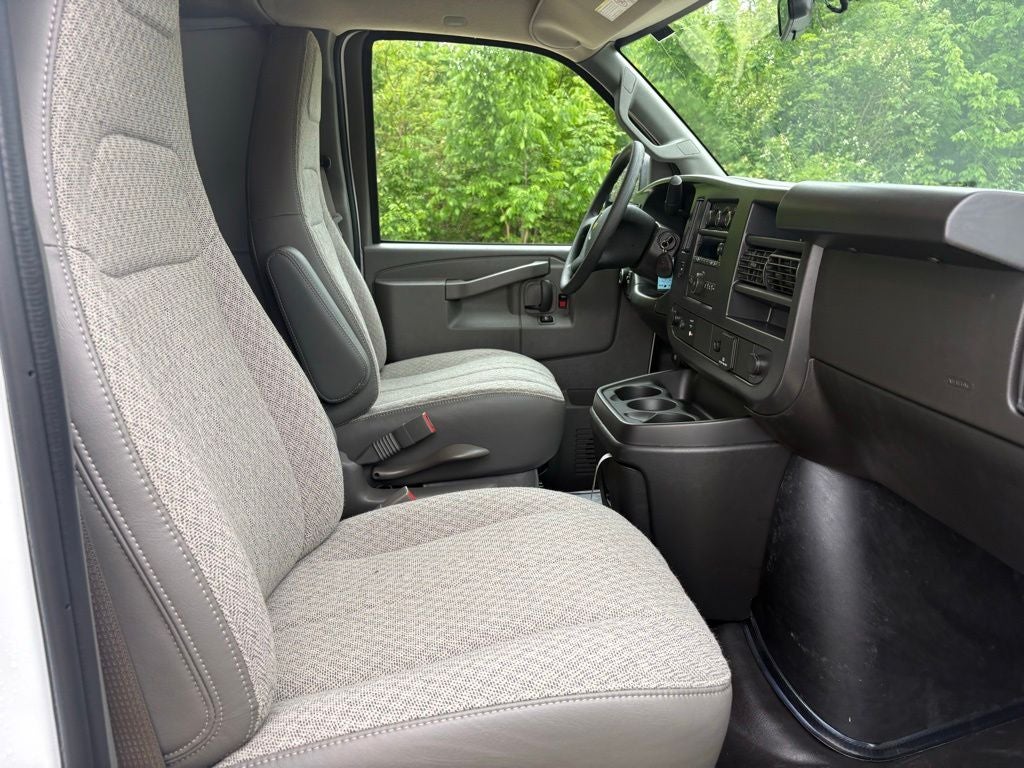 2026 Chevrolet Express 3500 Work Van Cargo