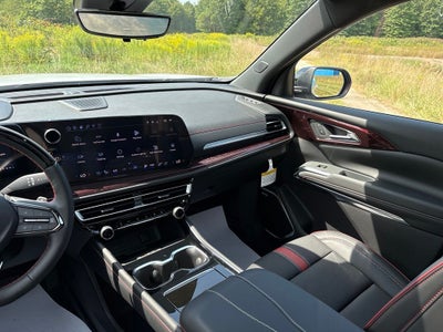 2027 Chevrolet Traverse RS
