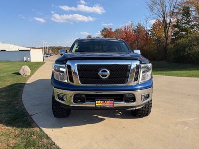 2017 Nissan Titan SL