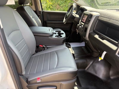 2022 RAM 1500 Classic Tommy Gate