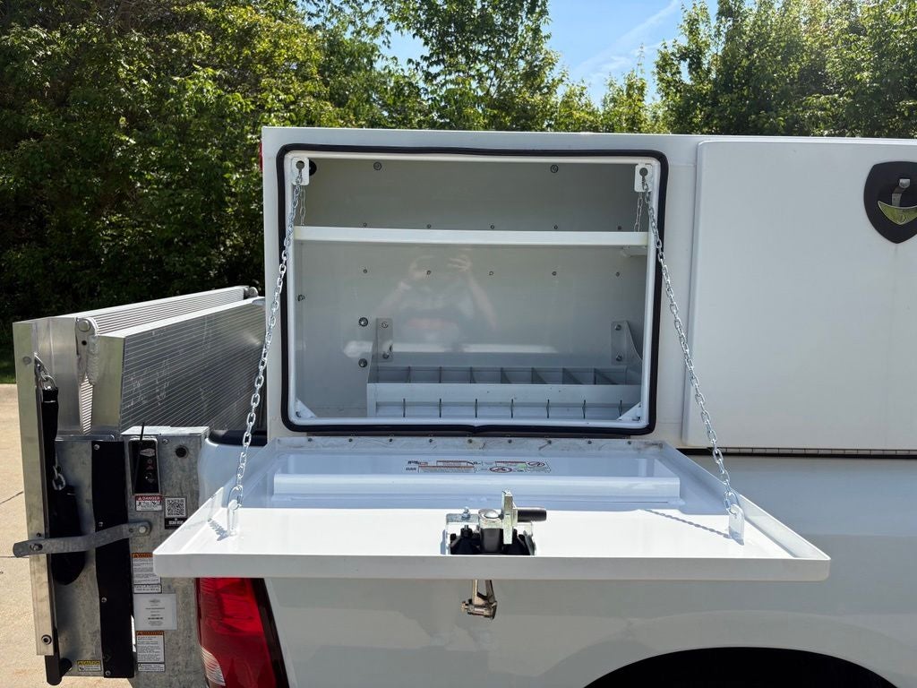 2022 RAM 1500 Classic Tommy Gate