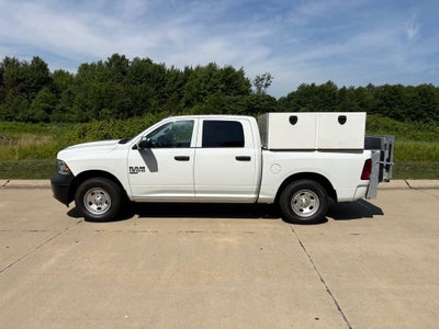 2022 RAM 1500 Classic Tommy Gate
