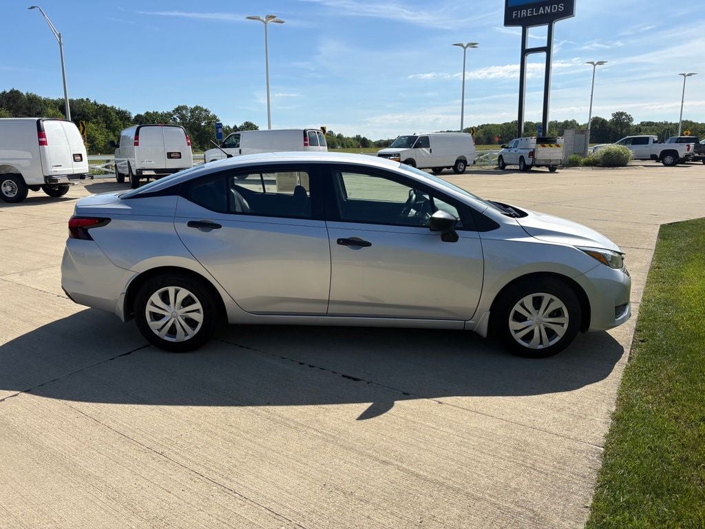 2025 Nissan Versa 1.6 S