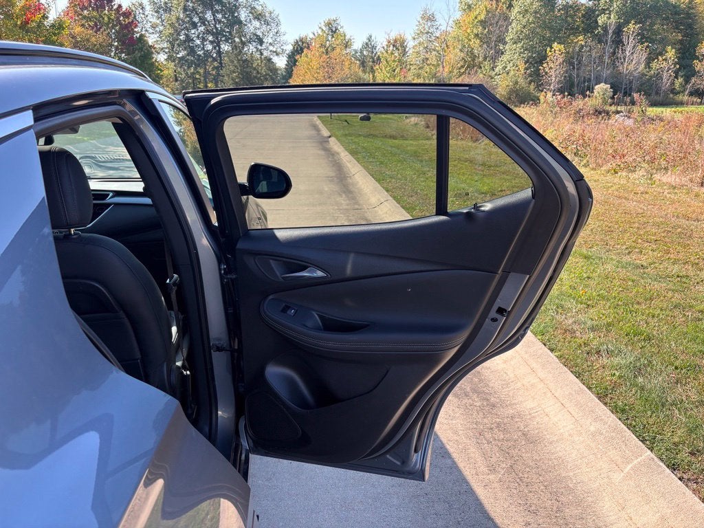 2022 Buick Encore GX Select