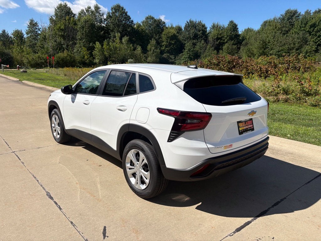 2026 Chevrolet Trax LS