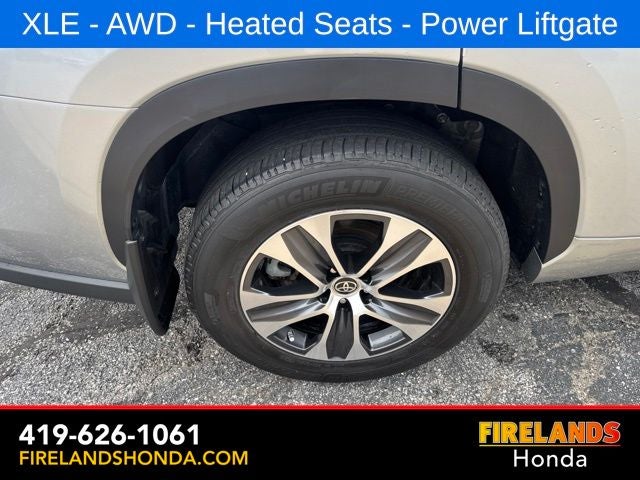 2024 Toyota Highlander XLE