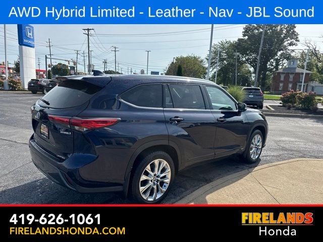2022 Toyota Highlander Hybrid Limited