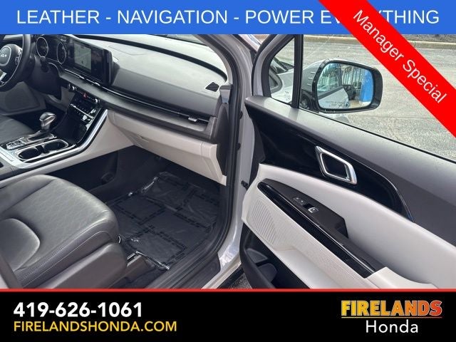 2024 Kia Carnival EX