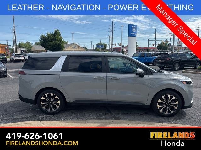 2024 Kia Carnival EX