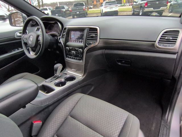 2019 Jeep Grand Cherokee Laredo E