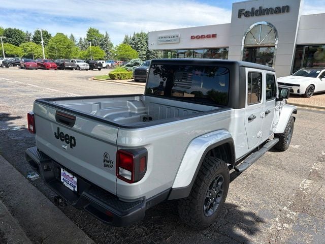2023 Jeep Gladiator Willys