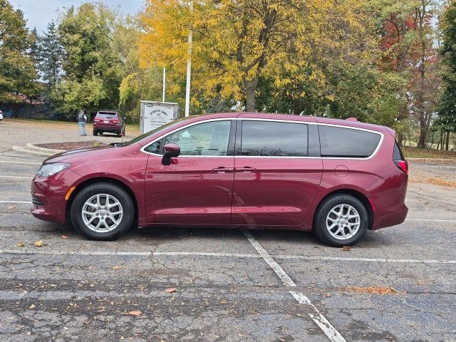 2017 Chrysler Pacifica Touring