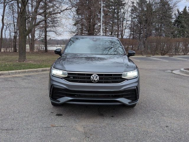 2022 Volkswagen Tiguan 2.0T SE R-Line Black