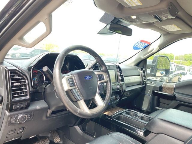 2019 Ford F-250SD Lariat BLACK WIDOW PKG
