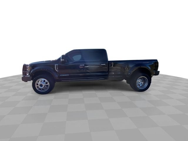 2022 Ford F-450SD Limited DRW