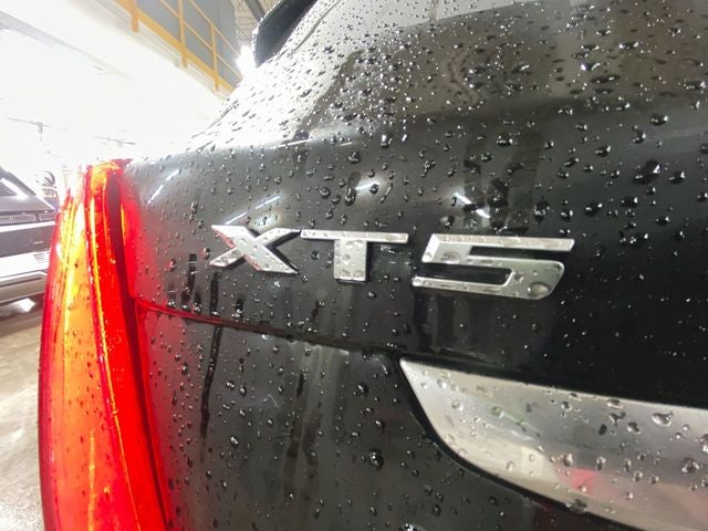 2018 Cadillac XT5 Platinum