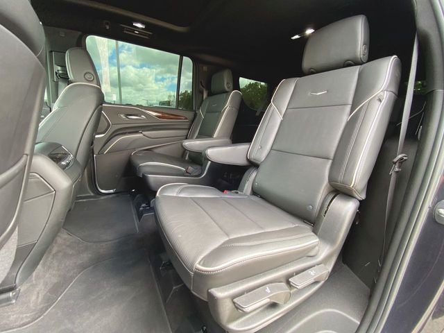 2022 Cadillac Escalade ESV Premium