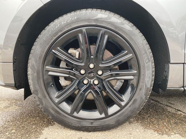 2022 Ford Edge ST Line