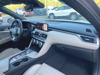 2023 Genesis G70 2.0T