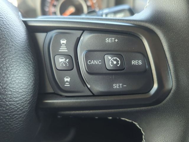 2025 Jeep Wrangler 4-Door Summit 4x4