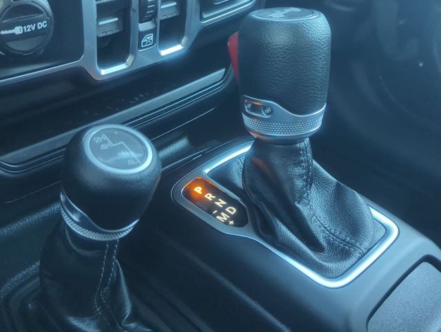 2025 Jeep Wrangler 4-Door Summit 4x4