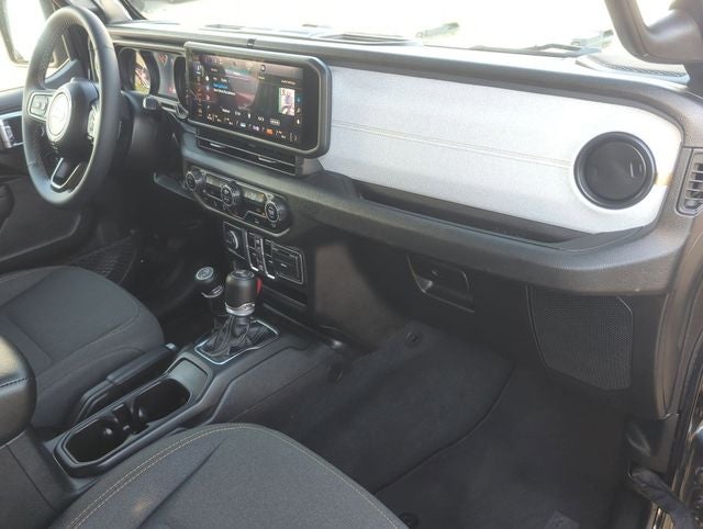 2025 Jeep Wrangler 4-Door Summit 4x4