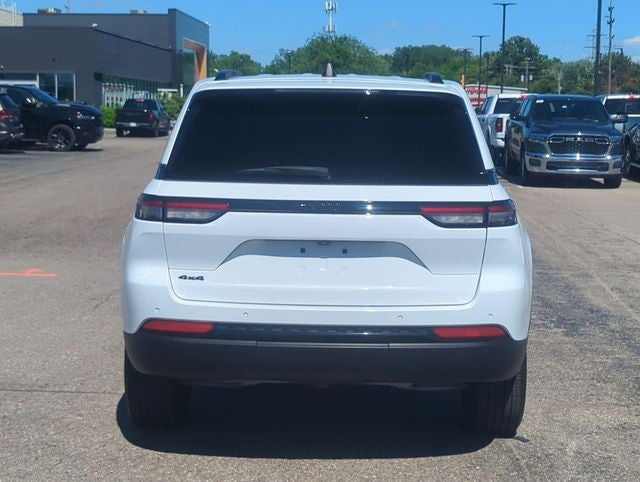 2024 Jeep Grand Cherokee Altitude 4x4
