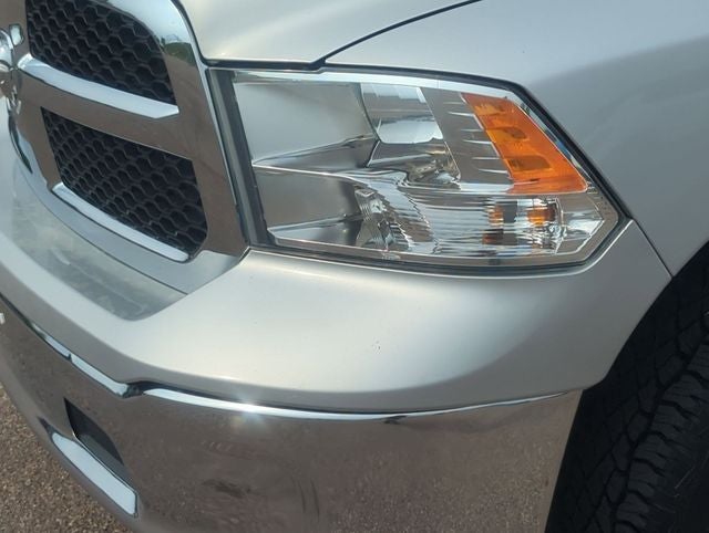 2017 RAM 1500 SLT Quad Cab 4x4 6'4' Box