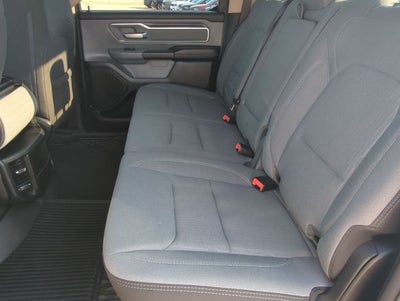 2020 RAM 1500 Big Horn Crew Cab 4x4 5'7' Box