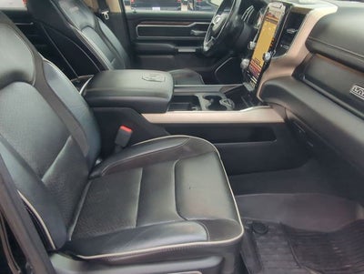 2019 RAM 1500 Laramie Crew Cab 4x4 5'7' Box