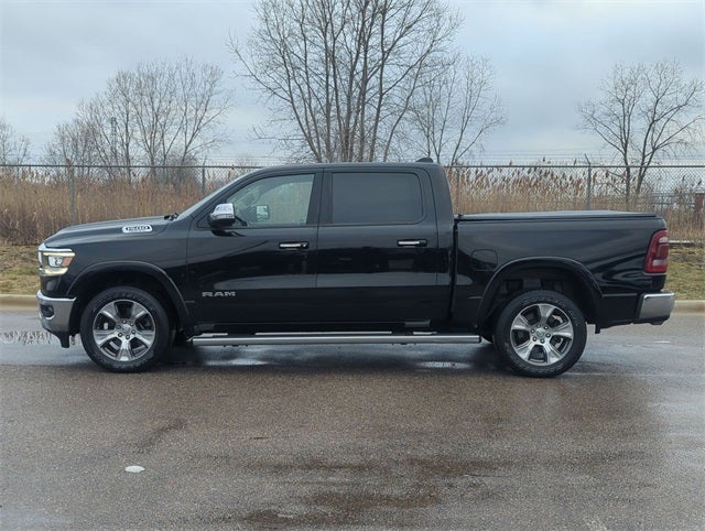 2019 RAM 1500 Laramie Crew Cab 4x4 5'7' Box