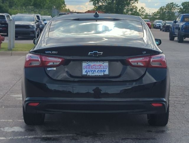 2022 Chevrolet Malibu FWD LT