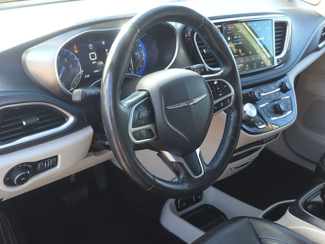 2021 Chrysler Pacifica Touring L AWD