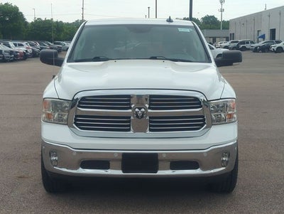 2017 RAM 1500 Big Horn Crew Cab 4x4 5'7' Box