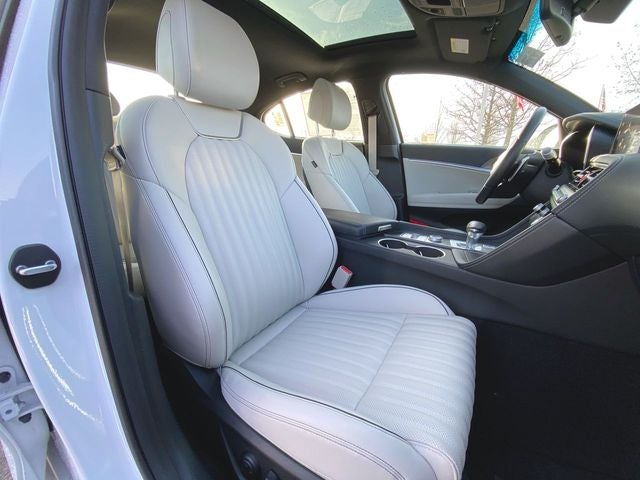 2024 Genesis G70 2.5T