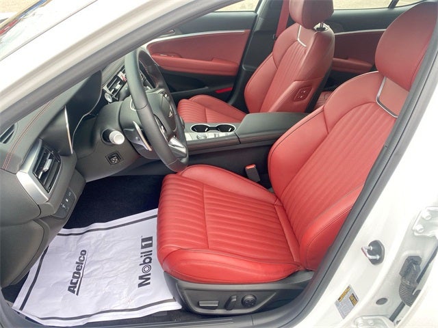 2024 Genesis G70 2.5T