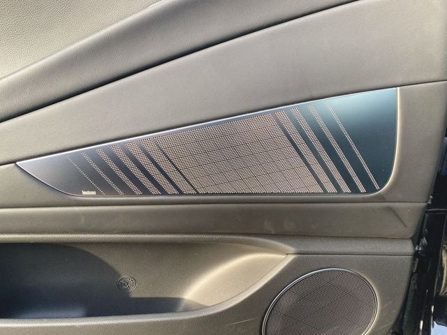 2024 Genesis Electrified G80 Advanced