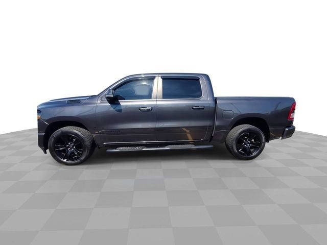 2020 RAM 1500 Big Horn Crew Cab 4x4 5'7" Box