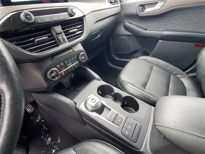 2020 Ford Escape Titanium Hybrid