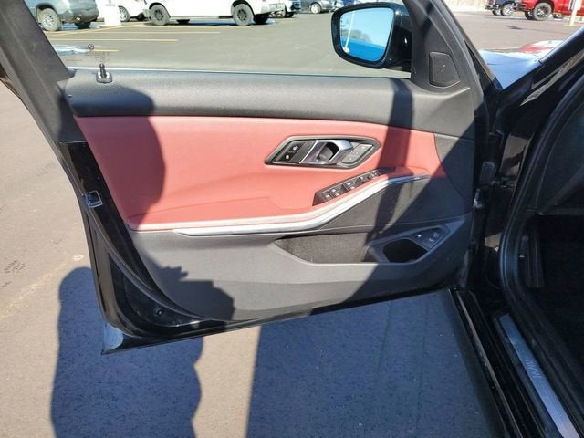 2024 BMW 3 Series 330e xDrive