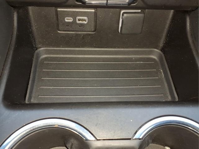 2023 GMC Yukon SLE