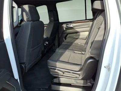 2023 GMC Yukon XL SLE