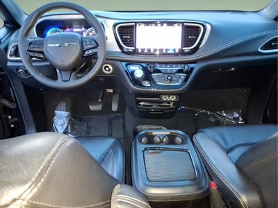 2022 Chrysler Pacifica Touring L AWD