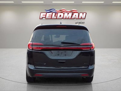 2022 Chrysler Pacifica Touring L AWD