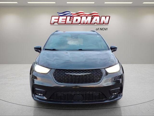2022 Chrysler Pacifica Touring L AWD