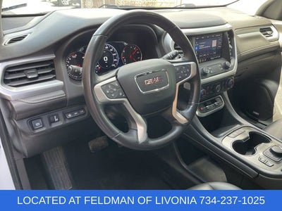 2022 GMC Acadia SLT