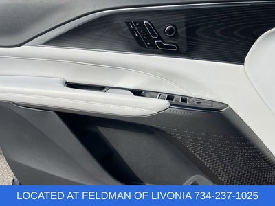 2024 Cadillac LYRIQ Luxury 1