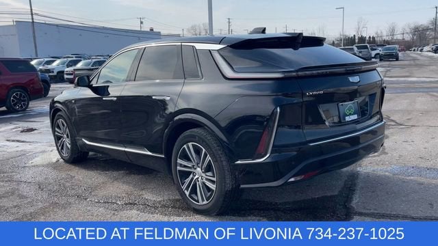 2024 Cadillac LYRIQ Luxury 1
