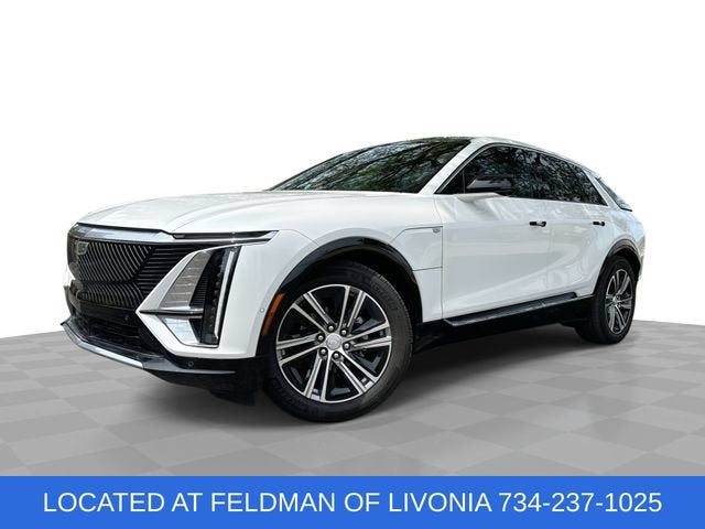 2024 Cadillac LYRIQ Luxury 2