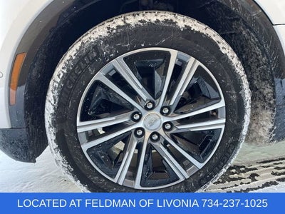 2024 Cadillac LYRIQ Luxury 2